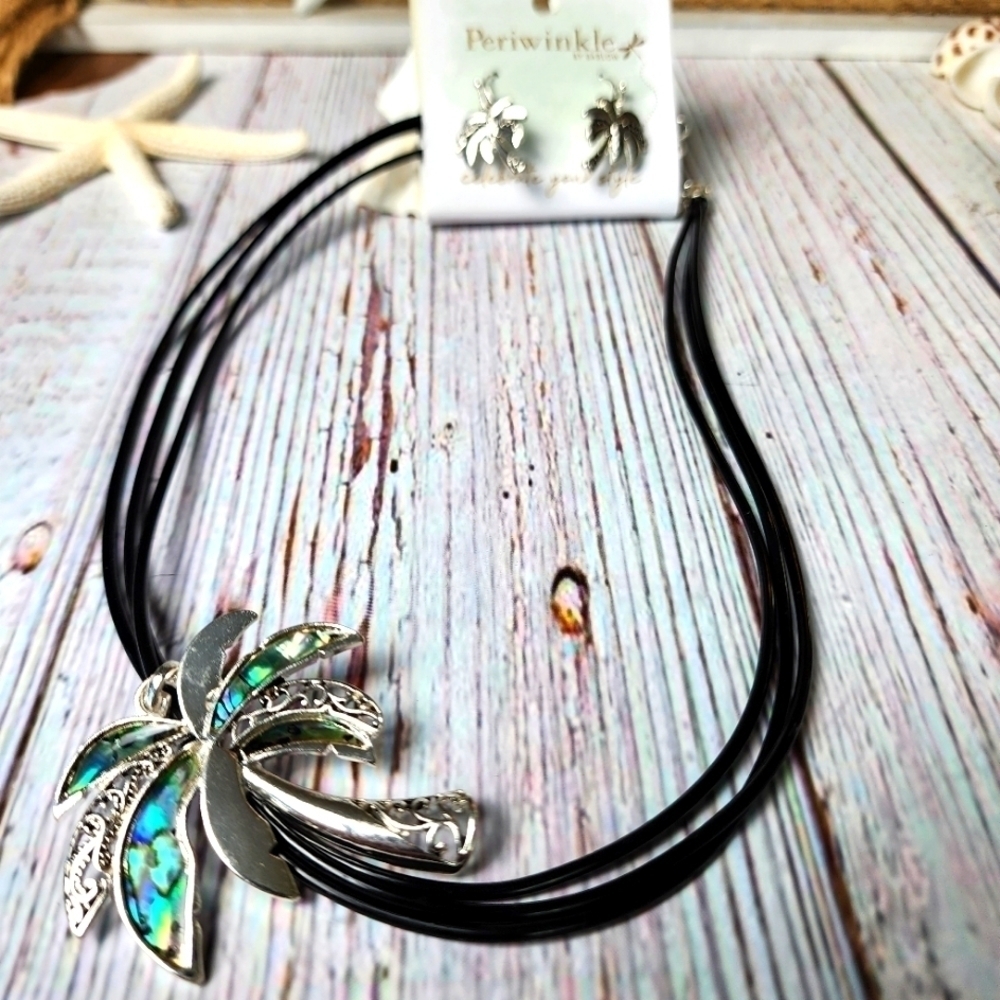 BEACH PERIWINKLE BY BARLOW NECKLACE EARRINGS SET‎ 2 PC VACATION COASTAL